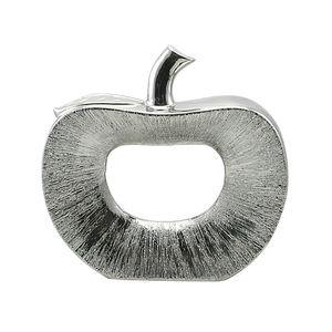 Escultura de Manzana de Aluminio Plateado Pulido, Pisapapeles - Product Image 1