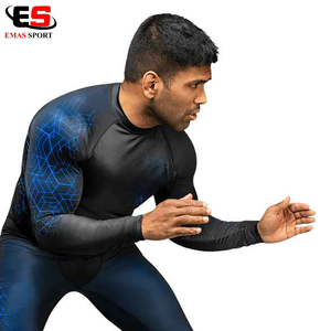 Camisa de compresión Rash Guard de secado rápido para hombres con estilo, ropa práctica de Fitness para MMA y entrenamiento físico - Product Image 3