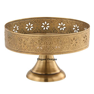 Wholesale Luxury Cake <b>Stand</b> Classic Designer Round Top Handmade Decorative Cake Tool New Arrival Made High Quality <b>PC</b> Material - Product Image 1