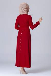 Derniers modèles et styles d'abaya au Pakistan Nouvelle robe musulmane pour femmes en vente chaude Rouge simple pour le Hajj Ummrah avec boutons en bois - Product Image 6