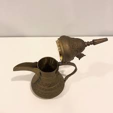 หม้อกาแฟทองเหลืองทนทานคุณภาพเยี่ยม Dallah สำหรับชาและกาแฟสำหรับใช้ในชีวิตประจำวัน - Product Image 5