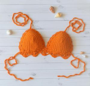 Top de bikini de ganchillo a la moda - Product Image 1