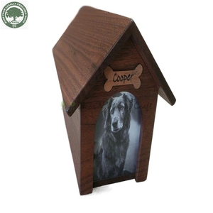 Recuerdo de madera conmemorativo de forma de casa al por mayor Premium de Vintage Life Inc.: accesorios duraderos y asequibles para el hogar - Product Image 4