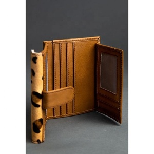 Nouveau fait à la main en cuir repoussé bandoulière portefeuille sac à main pour femmes Western peau de vache Turquoise Floral porte-carte portefeuille pour voyage - Product Image 5