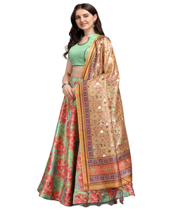 La mayoría de la llegada y la tendencia bordada trabajo hecho a mano Lehenga Choli con blusa ropa tradicional personalizada venta al por mayor ApparelGarment - Product Image 4