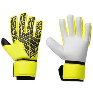 Gants de sport unisexes de haute qualité pour le football Équipement de gardien de but à bas prix en matériau durable - Product Image 4