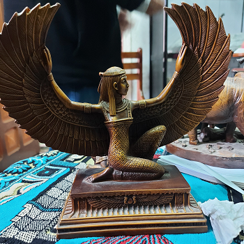 สีเหลือง