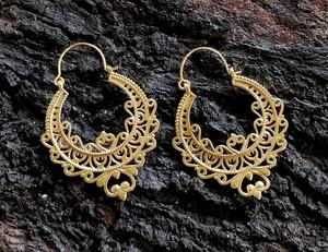 Fourniture directe d'usine en laiton or fini conceptions boucles d'oreilles en métal en laiton pour bijoux de fête disponibles à l'exportation - Product Image 3