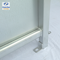 Panneaux de clôture portables pour moutons et bovins, galvanisés, soudés, certifiés ASTM, de haute qualité, certifiés ISO 9001, en acier Chinh Dai 30x30x1.5mm