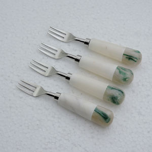 Ensemble de couverts doués de mariage en vrac 4 pièces avec poignée jetable en acier inoxydable et pierre en résine Articles de maison à bas prix Argenterie - Product Image 4