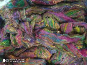 Fibre de soie Tussah solide, écologique, faite à la main, en sacs de 1 kg, large assortiment de couleurs pour les magasins de fibres - Product Image 3