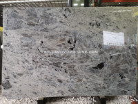 Dalles de granit Bianca en labradorite en gros, dalles de granit blanc de Madagascar bleu glacé pour les murs et les sols