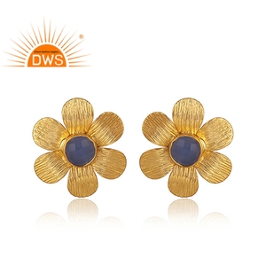 Pendiente de tuerca de flor de declaración chapada, joyería de moda, calcedonia dorada, piedras preciosas, latón, azul, pendientes de gota clásicos, ajuste de bisel DWS - Product Image 1