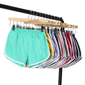 Ropa deportiva con logotipo personalizado para mujer, pantalones cortos con patrón liso, venta al por mayor - Product Image 1