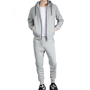Ensemble de survêtement gris léger réversible Combinaison de jogging à séchage rapide avec design et logo personnalisés comprenant un pantalon chemise de grande taille - Product Image 1