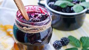 Confiture de mûres noires 370g, sélection Giuseppe Verdi, confiture de fruits, fabriquée en Italie - Product Image 2