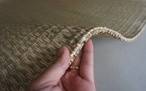การทำเสื่อจากหญ้าทะเล/ เสื่อจากหญ้าทะเลธรรมชาติจากเวียดนาม - Product Image 3