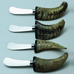 แตรสีดําโบราณทรงธรรมชาติพร้อมด้ามจับขัดเงาสูงและมีดเนยใบมีดสแตนเลสตั้งแนวคิดผลิตภัณฑ์ใหม่ปี 2024 - Product Image 2