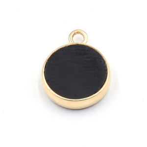 โอนิกซ์สีดำ 12-14 มม. พร้อมจี้ทรงกลม ขอบเงิน ชุบทอง 18K - Product Image 1