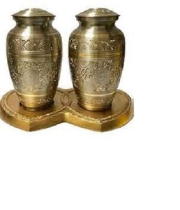 Urna de cremación de latón de alta calidad, recipiente conmemorativo, tarro, urna de funeral para tienda de cenizas vendidas, fabricante de urna de cremación de latón - Product Image 1