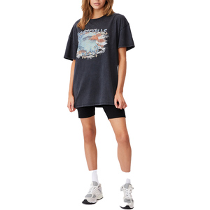 T-shirts graphiques pour femmes, manches courtes, blancs, style classique, prix bas OEM, pour filles stylées. - Product Image 4