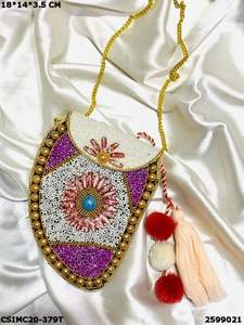 กระเป๋าคลัทช์งานฝีมือดีไซน์เนอร์หลากสีสันประดับโลหะสำหรับสุภาพสตรี กระเป๋าถือสำหรับงานปาร์ตี้ แบรนด์ Craftstages International - Product Image 4