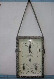 Grande horloge carrée suspendue avec poignée en cuir horloge de remise décorative pour la maison au design moderne à un prix attractif - Product Image 2