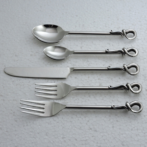 5 pièces ensemble couverts en acier inoxydable vente en gros couverts 5 pièces ensemble chaud luxe couverts ensemble Restaurant hôtel vaisselle cuillères - Product Image 6