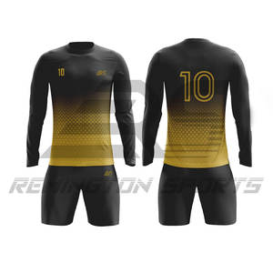 Uniforme de fútbol de diseño único hecho en fábrica Servicio OEM Uniforme de fútbol de tamaño y diseño personalizado a la moda - Product Image 3