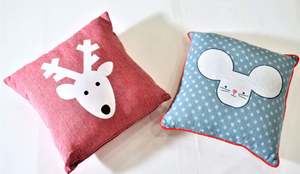 Cojín decorativo personalizado con tela de algodón 100% con relleno de algodón puro o Recron disponible en varios tamaños y diseños - Product Image 4