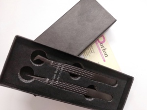 Pince à épiler à extension de cils Plasma noir mat personnalisée avec poignée diamantée pince à épiler à volume droit et russe - Product Image 3