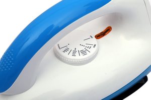 Plancha seca de 1000 vatios superventas de Reve, plancha eléctrica azul de alta calidad para el hogar con placas de cerámica, precio competitivo a granel - Product Image 3