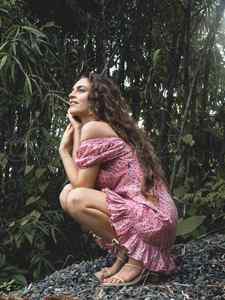 Summer Casual Off Shoulder Puffy Short Sleeves <b>Shirred</b> <b>Floral</b> Midi <b>Dress</b> Sexy Body Fitted Women's Short <b>Dress</b> at Bulk Prices OEM - Product Image 4