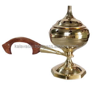 Quemador de Resina para Aromaterapia e Incienso, Hecho a Mano, de Latón Pulido, con Asa de Madera - Lobandan y Agardan - Product Image 4