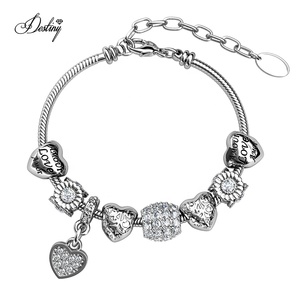 <span class=keywords><strong>Bracelet</strong></span> à breloques orné de cristaux <span class=keywords><strong>Swarovski</strong></span>, <span class=keywords><strong>bracelet</strong></span> à breloques en forme de cœur, <span class=keywords><strong>bracelet</strong></span> tendance pour femmes Daisini - Product Image 3