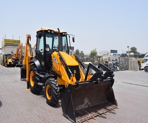 Tractor compacto con cargador y retroexcavadora, 4x4, con cubo de carga frontal, barato - Product Image 6