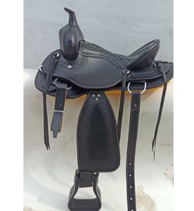 Selle de cheval en cuir Western Bull usinée à la main noire - Product Image 1