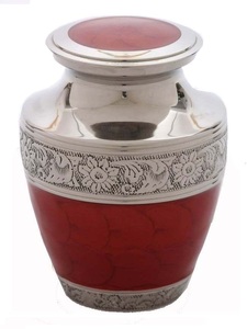 โกศสัตว์เลี้ยงสีเงินดีไซน์ทันสมัยทำจากโลหะทองเหลืองที่ทนทาน - Product Image 2