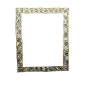Espejo de incrustación rectangular, en blanco y negro - Product Image 1