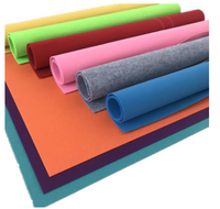 Aiguille de tissu non tissé en feutre de Kubu en microfibre de polyester 100% écologique de haute qualité perforée dans des options colorées Made Vietnam