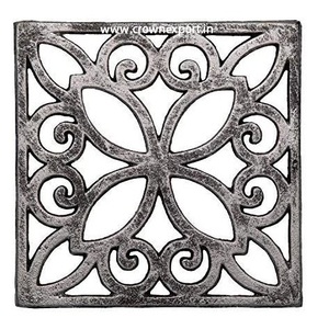 High Quality Oval Shaped Metal Aluminium <b>Trivet</b> for Table Top and <b>Kitchen</b> Modern White <b>Trivet</b> for Kitchenware & Home Placemats - Product Image 3