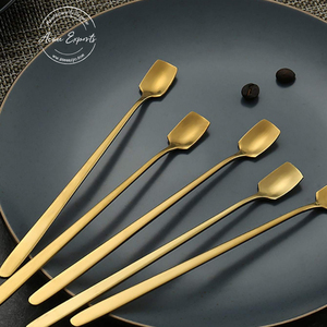 Cuillère à dessert de luxe dorée, agitateur à café minimaliste, design élégant de couverts à long manche - Product Image 6