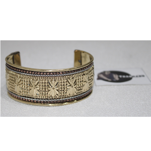 Tissé Fantaisie Laiton Manchette Bracelet Bracelet Boutons De Manchette Ou Boutons De Manchette Dans Un Design Unique pour Gifting Femmes En Gravure Conception Cadeau De Fête - Product Image 1