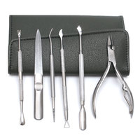 Kit d'outils de manucure FLYHIGH FH30 avec ensemble de manucure en acier inoxydable dans un étui en cuir noir et rouge, durable pour une utilisation personnelle