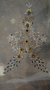 NOUVEAU KAFTAN TENDANCE EN TISSU MAROCAIN TAKCHITA AVEC TRAVAIL EN PIERRE - Product Image 4