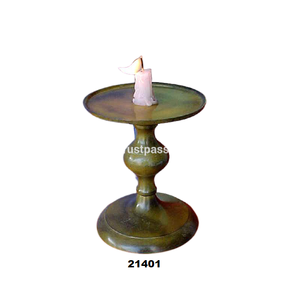 เชิงเทียนโลหะมีสีสำหรับวางบนโต๊ะดีไซน์คลาสสิก - Product Image 1