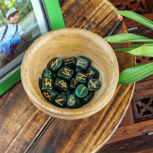 Rune naturelle en cristal pour la guérison et la remontage, 6 pièces, prix bon marché, en vrac - Product Image 3