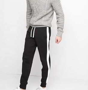 กางเกงกีฬาขายาวสำหรับผู้ชาย,กางเกงขายาวสีดำสั่งทำลายทางพร้อมโลโก้ของคุณเอง - Product Image 4