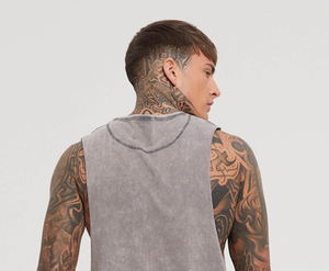 Punk — débardeur gris avec trou pour bras profond, huile de lavage en acier inoxydable, fabrication de sport pour hommes, ultrasonique, offre spéciale - Product Image 4