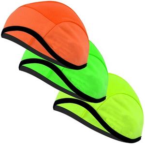Vente en gros PIHA SPORTS – Bonnet de cyclisme unisexe personnalisé à prix abordable, doublure de casque en polaire thermique, imperméable et coupe-vent (lot de quatre) - Product Image 1